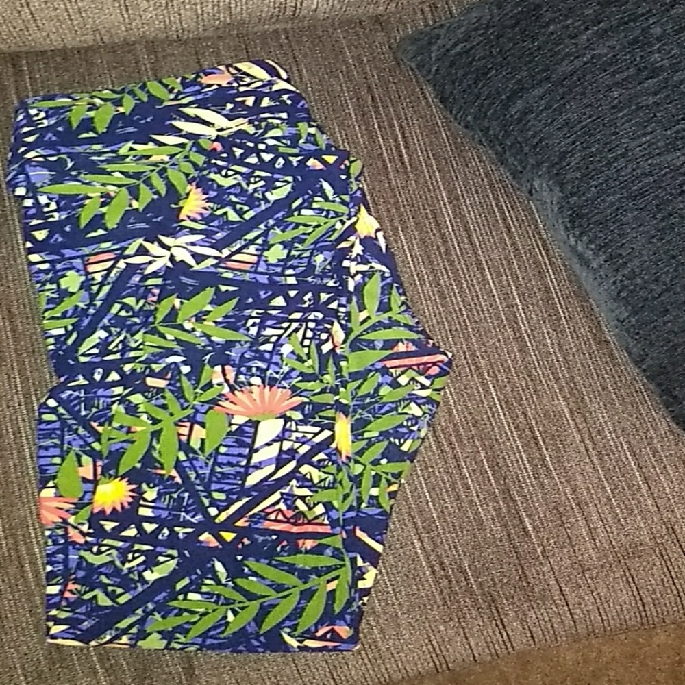 TC lularoe leggings